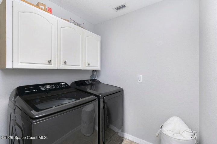 Laundry room (storage closet not shown)