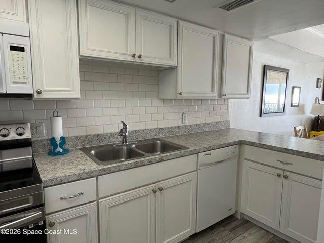 305 Jimmy Buffett Memorial Highway 15, Satellite Beach, FL, 32937 photo 5