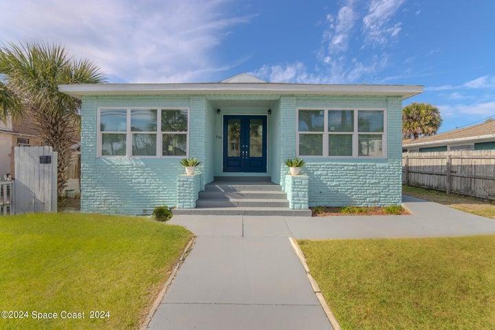 128 S Wild Olive Avenue, Daytona Beach, FL, 32118 photo 2