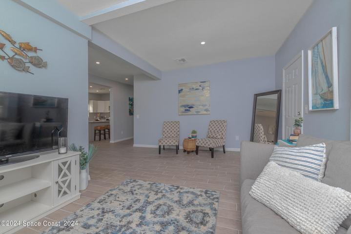 128 S Wild Olive Avenue, Daytona Beach, FL, 32118 photo 13