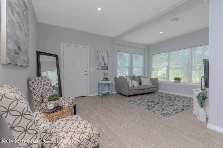 128 S Wild Olive Avenue, Daytona Beach, FL, 32118 photo 14