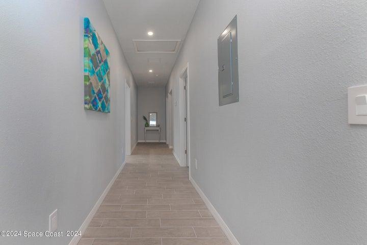 128 S Wild Olive Avenue, Daytona Beach, FL, 32118 photo 16