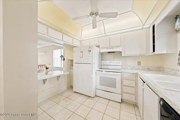 171 Cape Shores Circle 3-E, Cape Canaveral, FL, 32920 photo 5