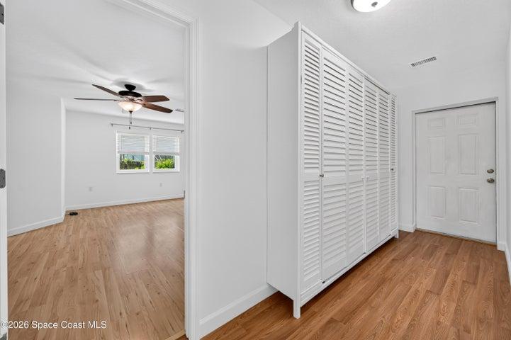 Hall to garage w/ storage