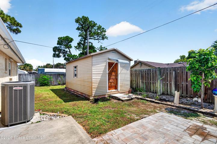 Workshop/shed