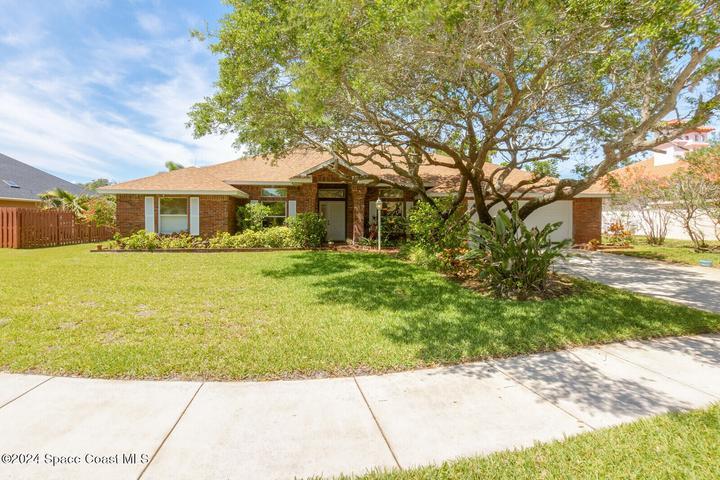 410 Oriole Lane, Indialantic, FL, 32903 photo 4