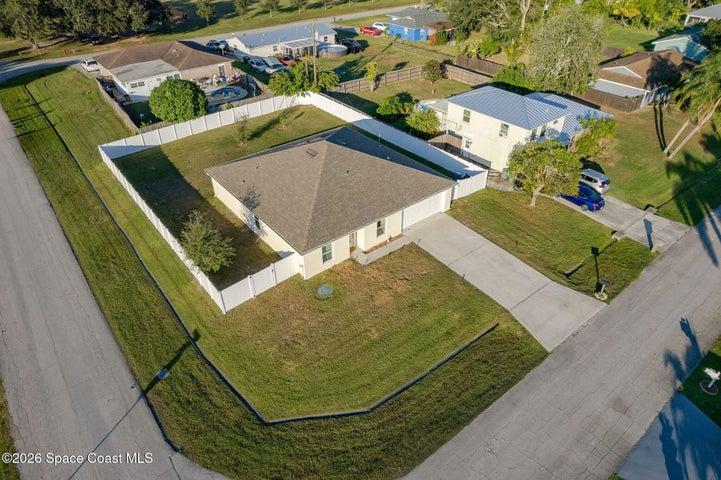 597 NW Kilpatrick Avenue, Port St. Lucie