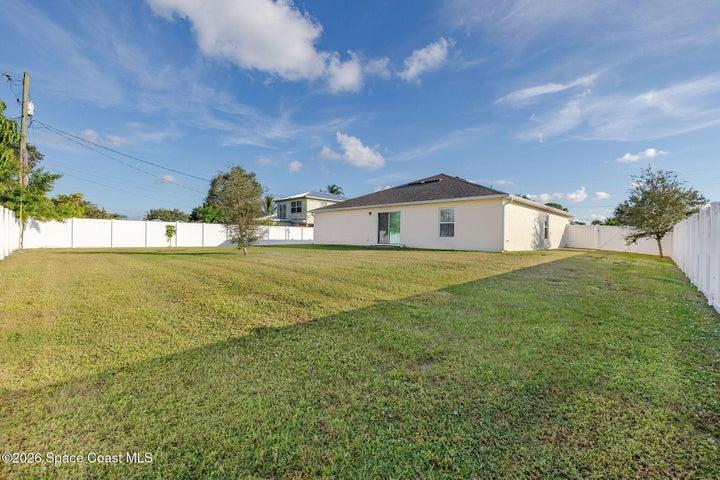 597 NW Kilpatrick Avenue, Port St. Lucie, FL, 34983 photo 4