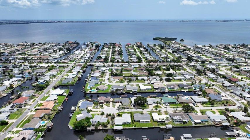 1545 W Coral Court, Merritt Island, FL, 32952 photo 3