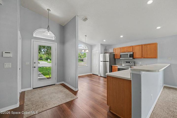 2476 Hidden Pine Lane NE, Palm Bay, FL, 32905 photo 4