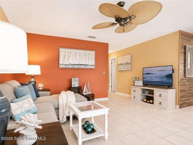 55 Woodland Drive 206, Vero Beach, FL, 32962 photo 2