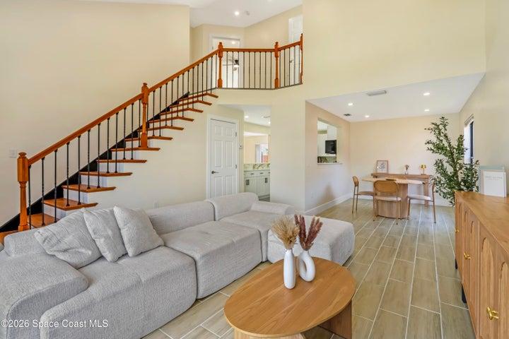 2333 Meadow Cove Boulevard, Melbourne, FL, 32935 photo 2