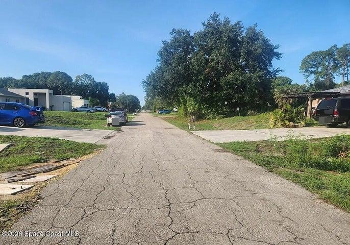 317 Hamilton Avenue, Lehigh Acres, FL, 33936 photo 4
