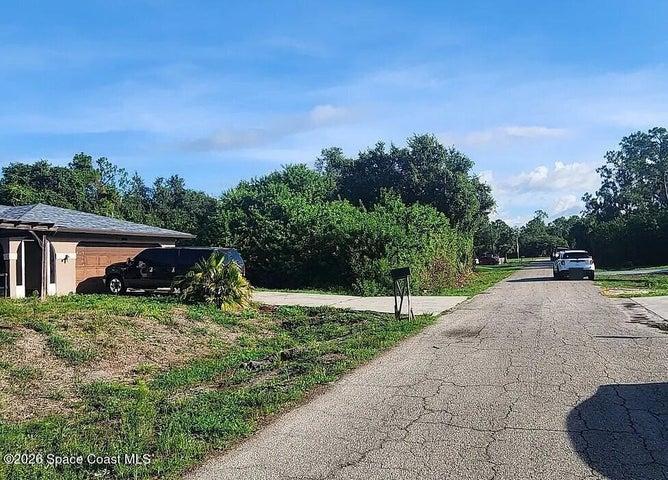 317 Hamilton Avenue, Lehigh Acres, FL, 33936 photo 5