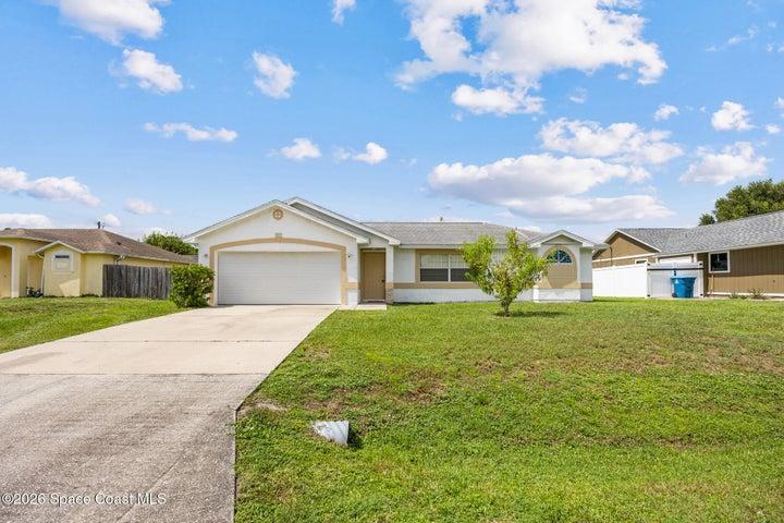 427 Delmonico Street NE, Palm Bay, FL, 32907 photo 2