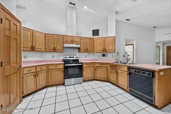 344 N Frederick Avenue, Daytona Beach, FL, 32114 photo 11