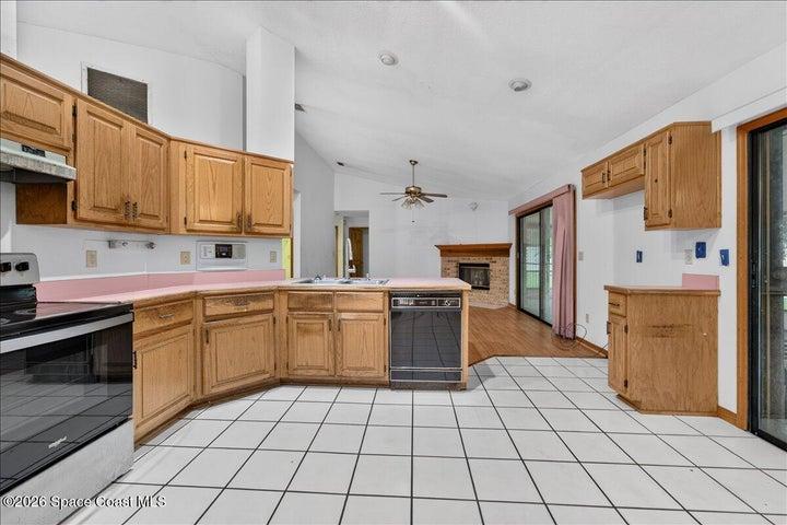 344 N Frederick Avenue, Daytona Beach, FL, 32114 photo 14