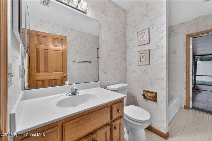 344 N Frederick Avenue, Daytona Beach, FL, 32114 photo 22