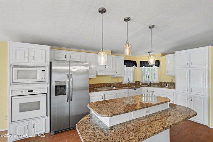 spacious kitchen