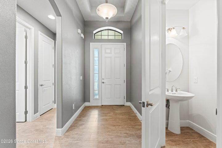 Front Entryway & 1/2 bath
