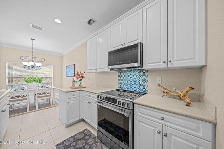 2025 All new stainless steel appliances