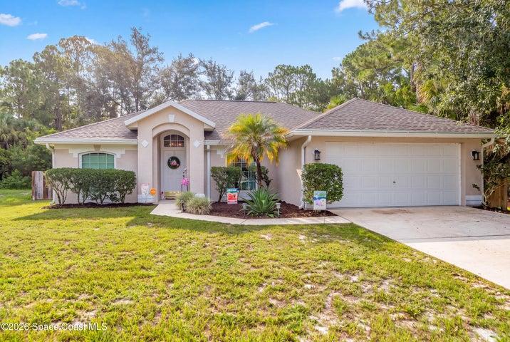 585 Sea Fury Avenue SW, Palm Bay, FL, 32908 photo 3