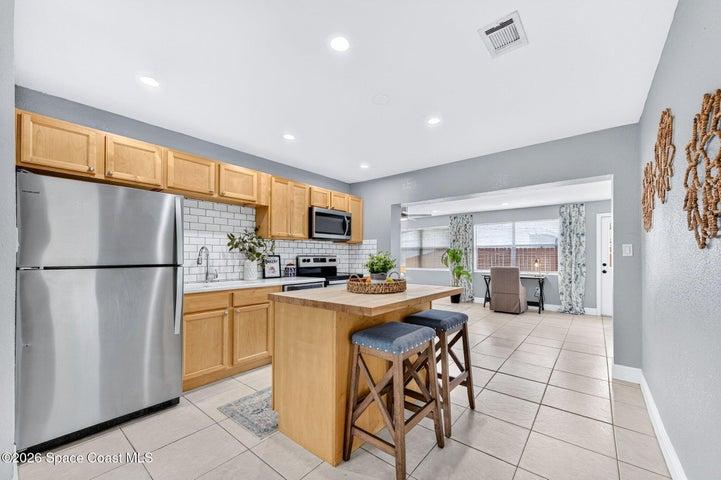 314 Orchid Boulevard, Melbourne, FL, 32901 photo 5