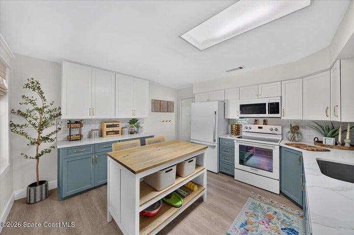 130 Nesbitt Street NE, Palm Bay, FL, 32907 photo 4