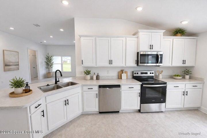 1335 Kylar Drive NW, Palm Bay, FL, 32907 photo 3