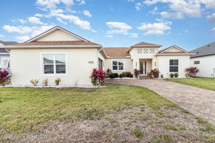 1923 Crossbill Drive, Titusville, FL, 32796 photo 2