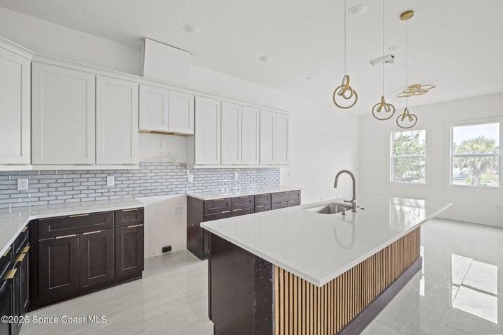 1121 River Drive NE, Palm Bay, FL, 32905 photo 4