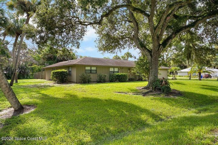 3596 12th Street SW, Vero Beach, FL, 32968 photo 3