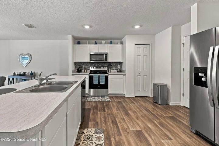 102 Fayetteville Street SW, Palm Bay, FL, 32908 photo 4