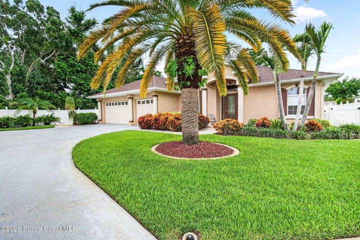 2622 Canary Isles Drive, Melbourne, FL, 32901 photo 2