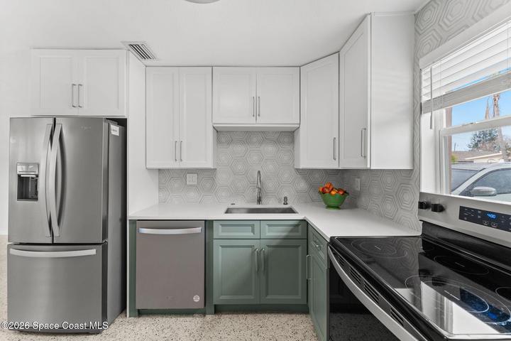 350 Woodland Avenue 1, Cocoa Beach, FL, 32931 photo 5