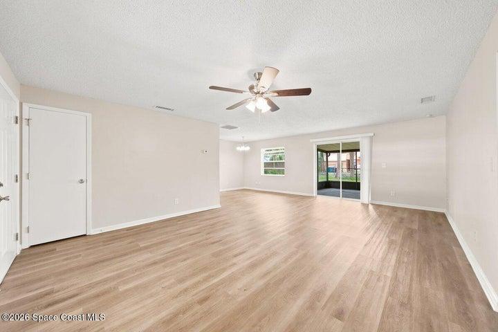 3386 Jay Tee Drive, Melbourne, FL, 32901 photo 4