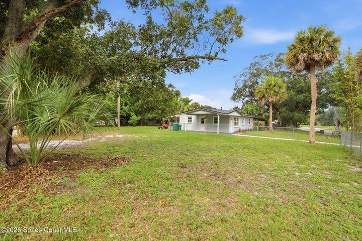 2267 Robinhood Drive, Melbourne, FL, 32935 photo 3