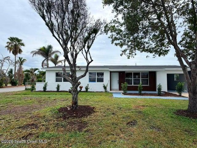 205 Melaleuca Drive E, Satellite Beach