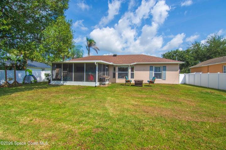 604 Carnival Terrace, Sebastian, FL, 32958 photo 4