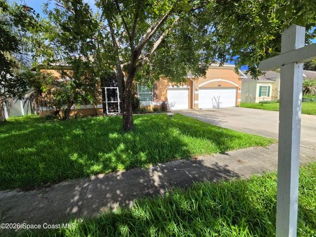 557 L M Davey Lane, Titusville, FL, 32780 photo 3