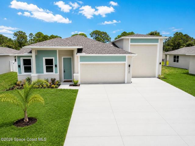 2065 Tahoe Avenue SE, Palm Bay