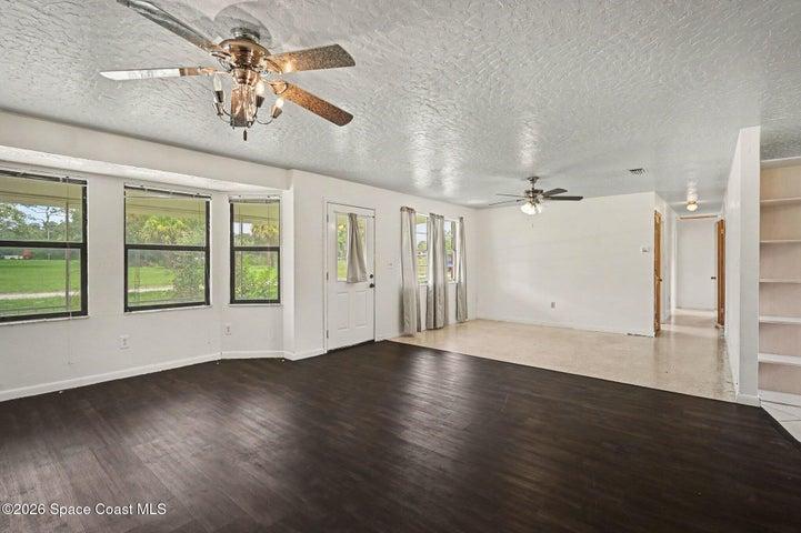 5963 Lord Street, Mims, FL, 32754 photo 5