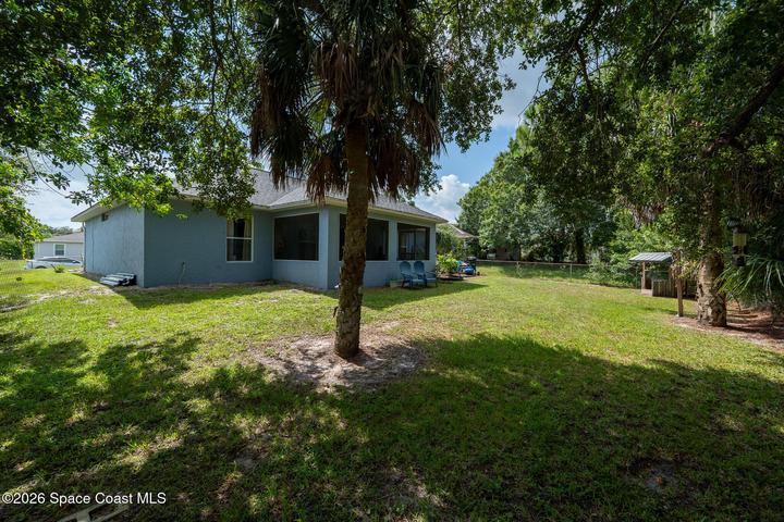 8175 101st Court, Vero Beach, FL, 32967 photo 3