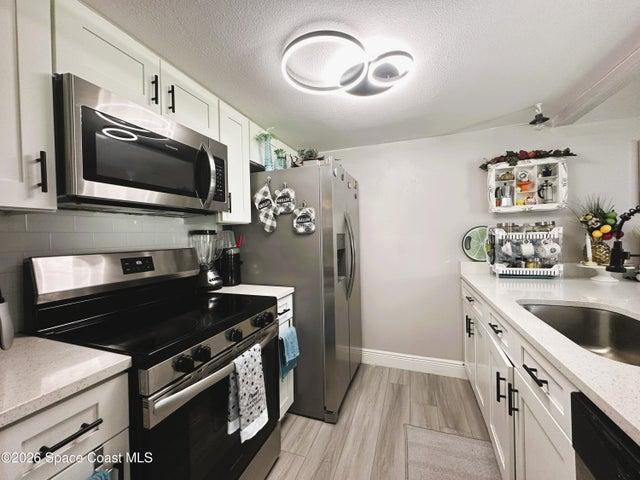 158 San Paulo Court 6-158, West Melbourne, FL, 32904 photo 9