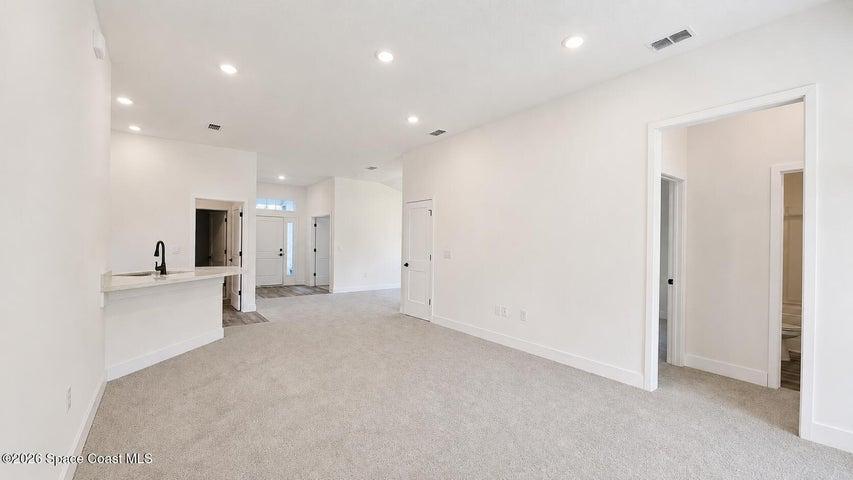 821 Airport Avenue SE, Palm Bay, FL, 32909 photo 8