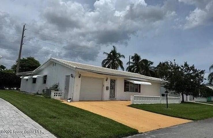 1913 SW 16th Avenue, Boynton Beach, FL, 33426 photo 3