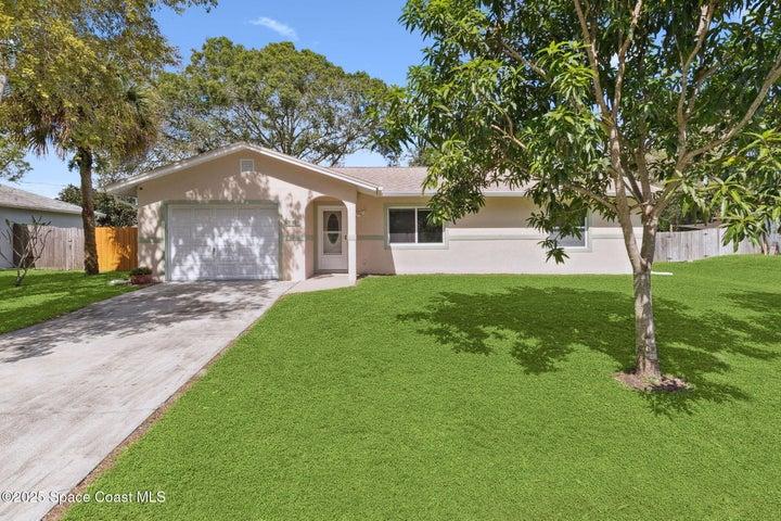 919 Quail Street SE, Palm Bay
