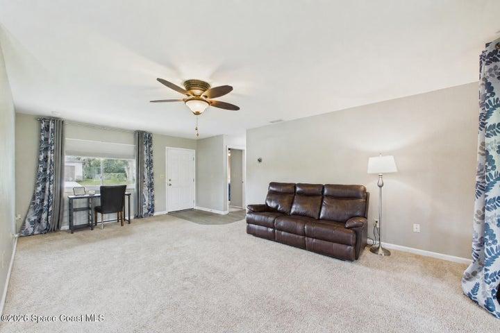 467 Grenadier Avenue NW, Palm Bay, FL, 32907 photo 3