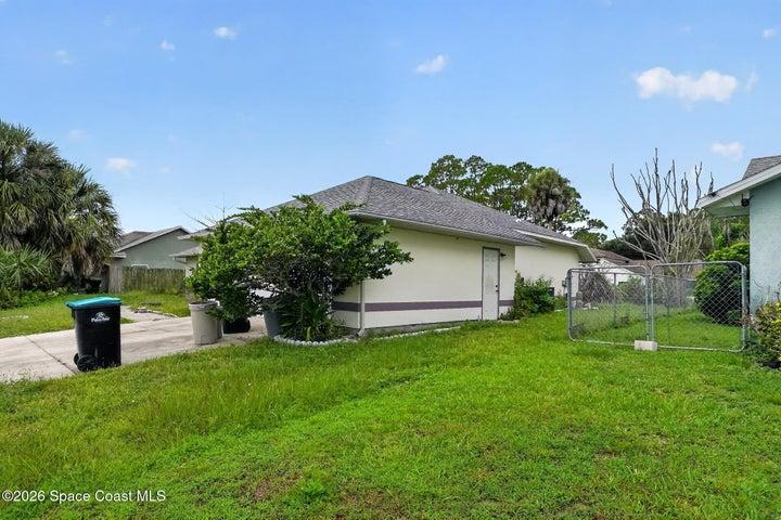 1306 Camas Avenue NW, Palm Bay, FL, 32907 photo 4