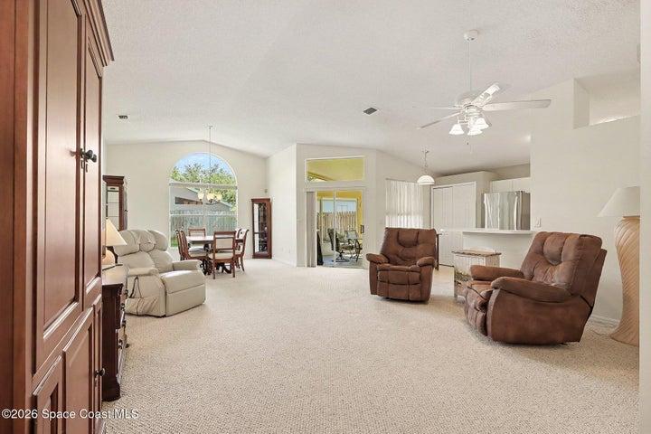 2428 Coral Ridge Circle, Melbourne, FL, 32935 photo 4